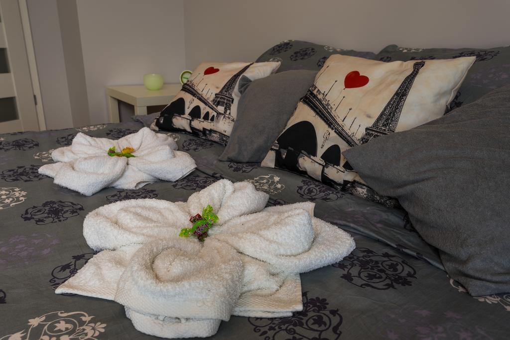 Eos Apartment *